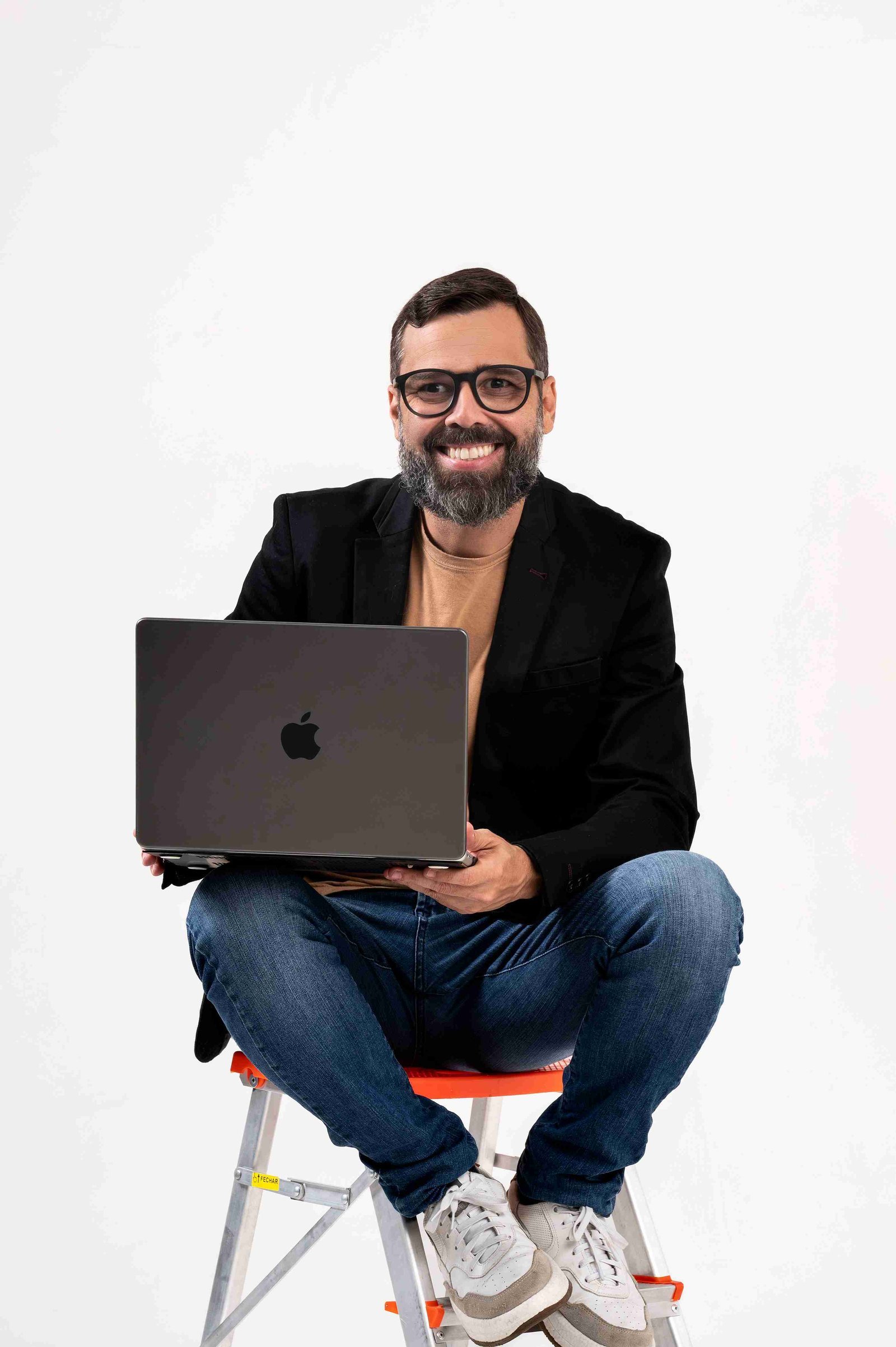 Filipe Chicarino - Facilitador de Comunicação